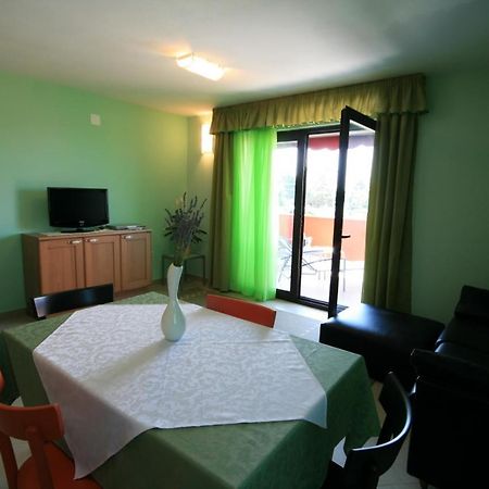 Villa Egida Capris Ловречиця Номер фото